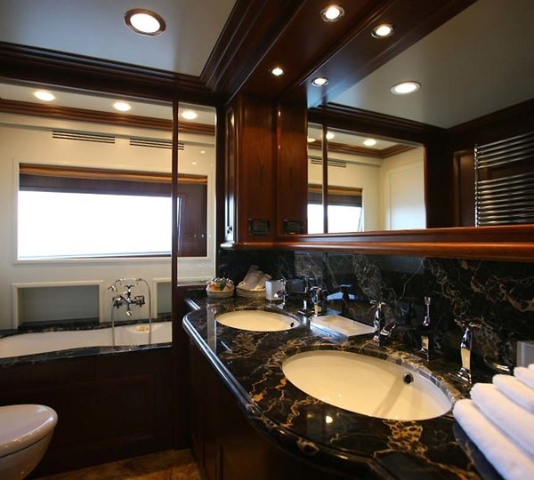 The 31m Yacht KLOBUK