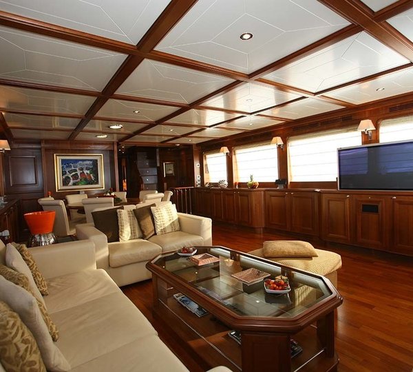 The 31m Yacht KLOBUK