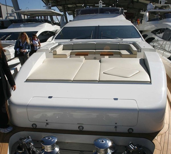 The 31m Yacht LEONARDO