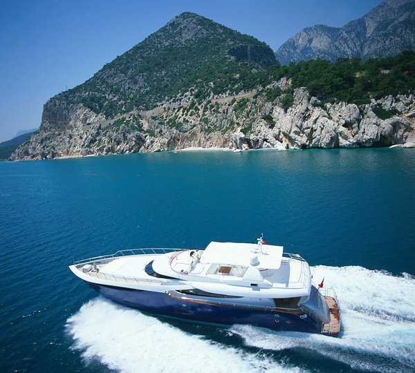 The 32m Yacht CLARITY