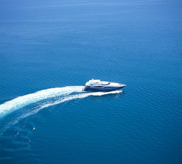 The 32m Yacht CLARITY
