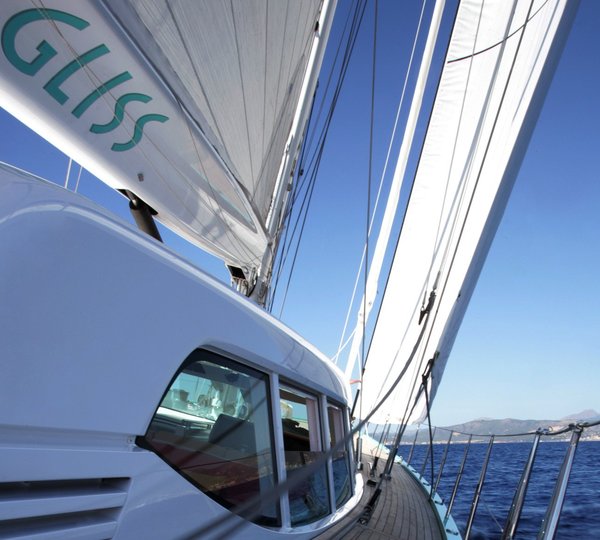 The 32m Yacht GLISS
