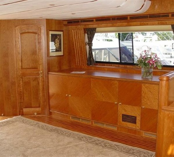 The 32m Yacht MAXIMUS II