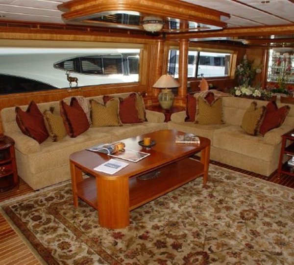 The 32m Yacht MAXIMUS II