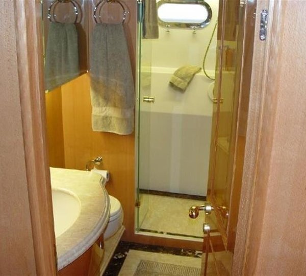 The 32m Yacht MAXIMUS II