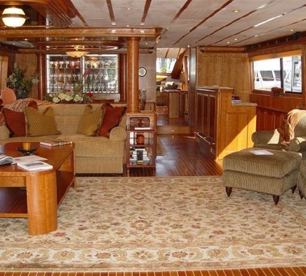 The 32m Yacht MAXIMUS II