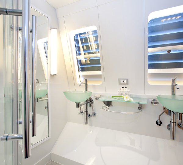 The 32m Yacht NECKER BELLE