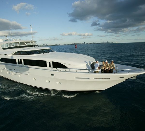 The 32m Yacht OUTTA TOUCH