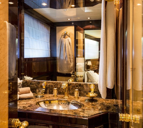 The 32m Yacht SEA DIAMOND