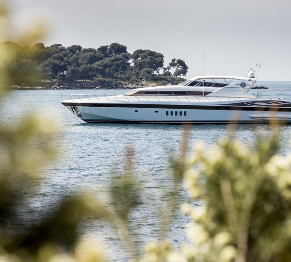 The 32m Yacht SEA DIAMOND