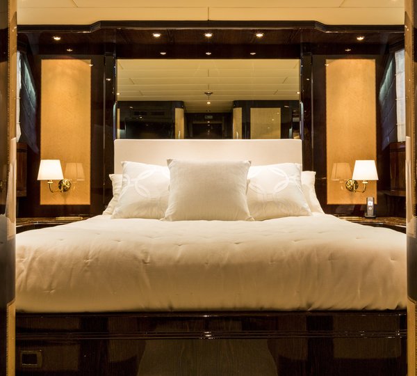 The 32m Yacht SEA DIAMOND