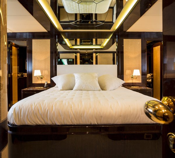 The 32m Yacht SEA DIAMOND