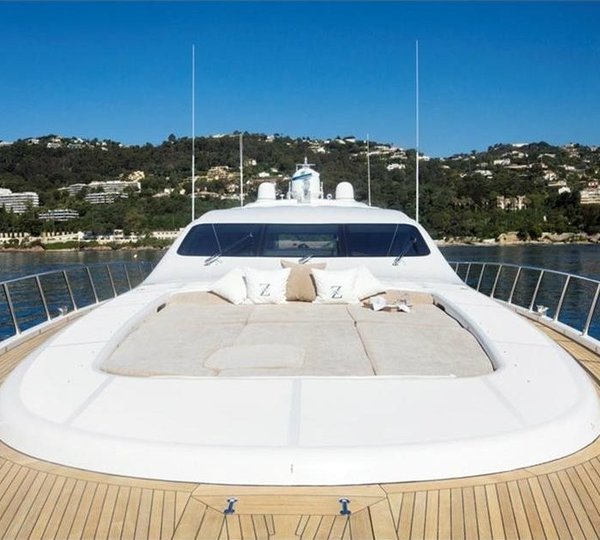 The 33m Yacht CRAZY TOO