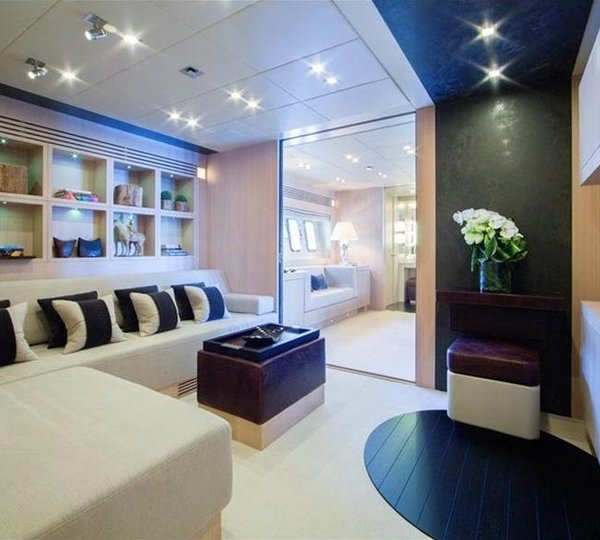 The 33m Yacht CRAZY TOO