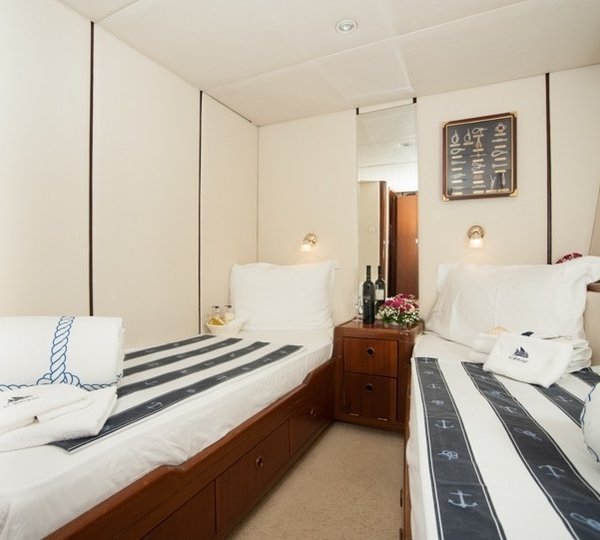 The 33m Yacht FORTUNA