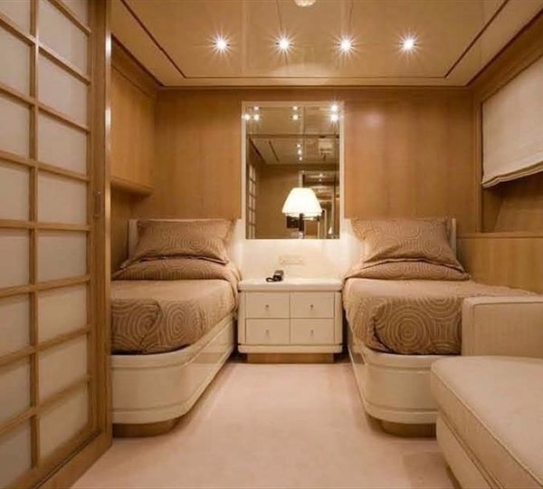 The 33m Yacht PRINCESS ELENA