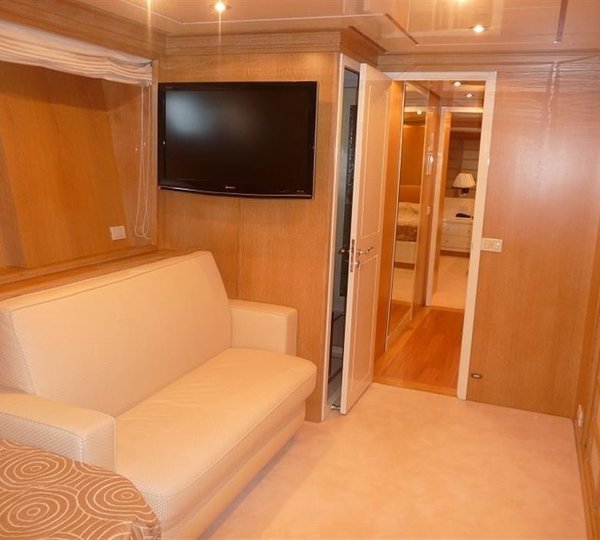 The 33m Yacht PRINCESS ELENA