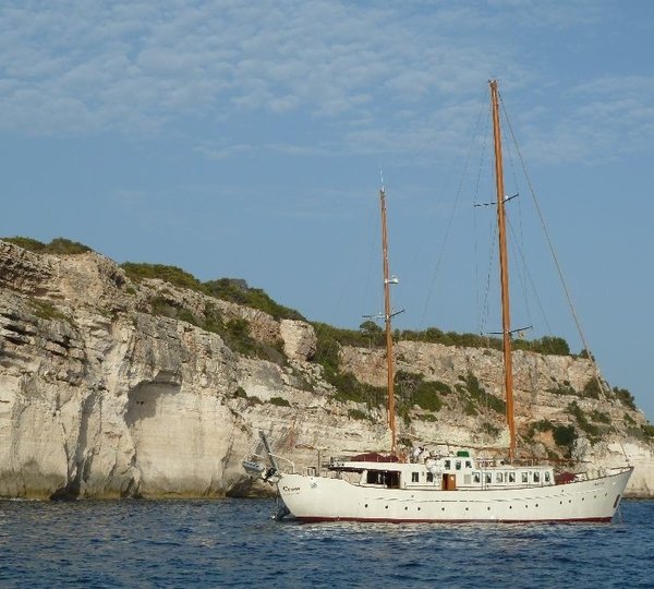 The 33m Yacht SOUTHERN CROSS