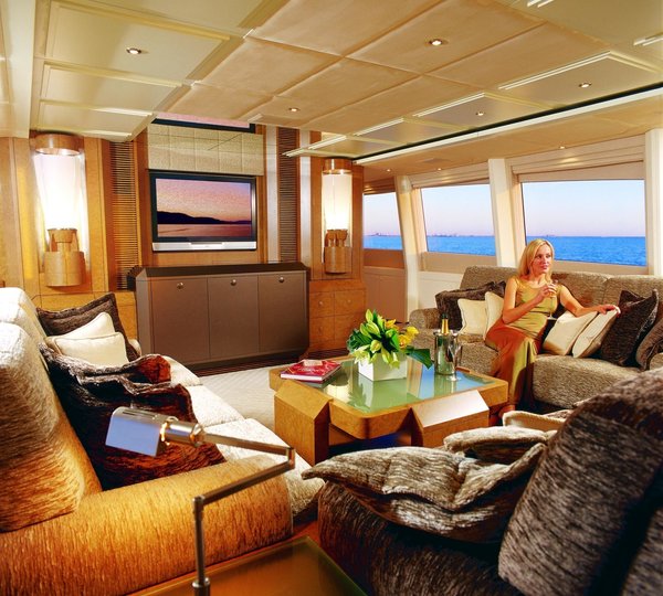 The 34m Yacht BENITA BLUE