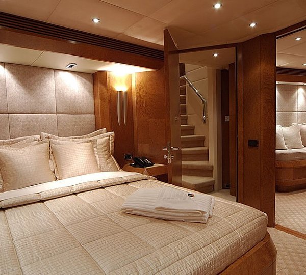 The 34m Yacht BENITA BLUE