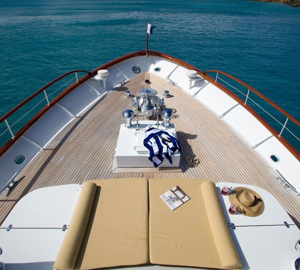 The 34m Yacht CHANTICLEER