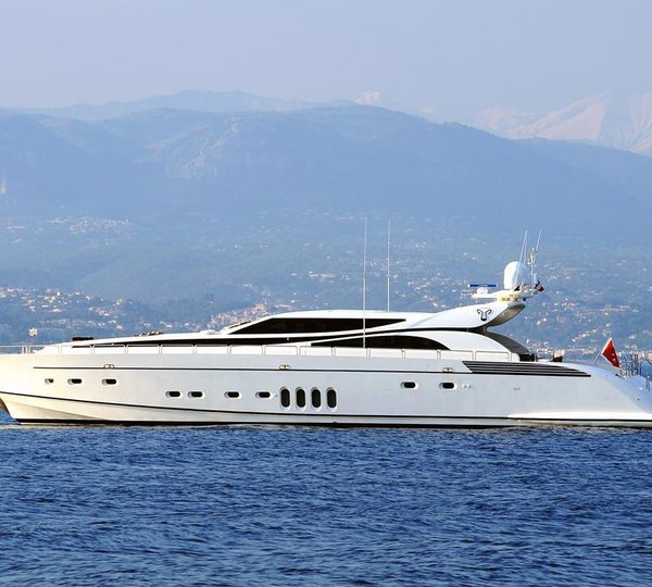 The 34m Yacht CHEEKY TIGER