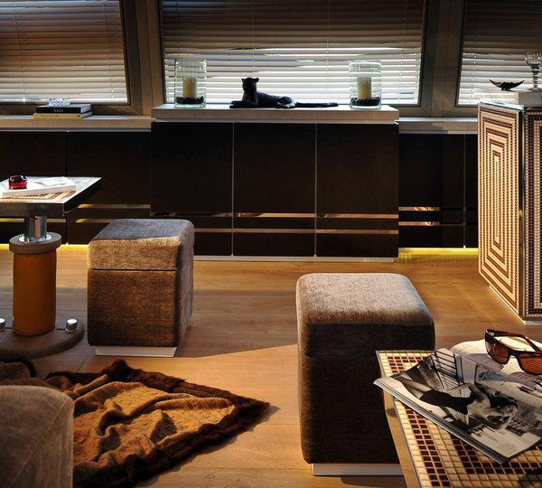 The 34m Yacht CHEEKY TIGER