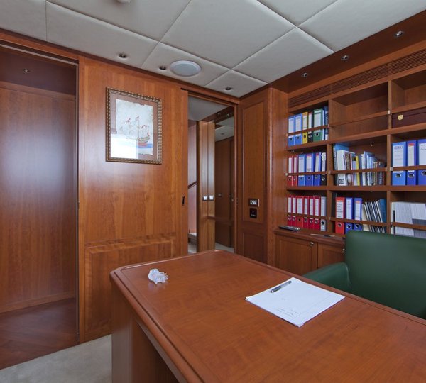 The 34m Yacht CORNELIA