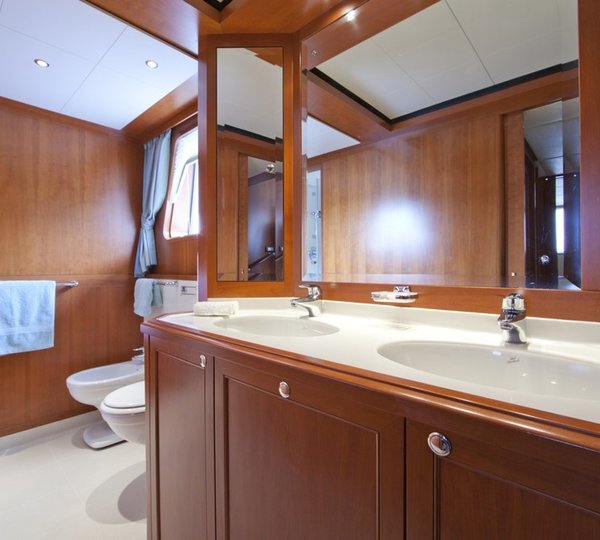 The 34m Yacht CORNELIA