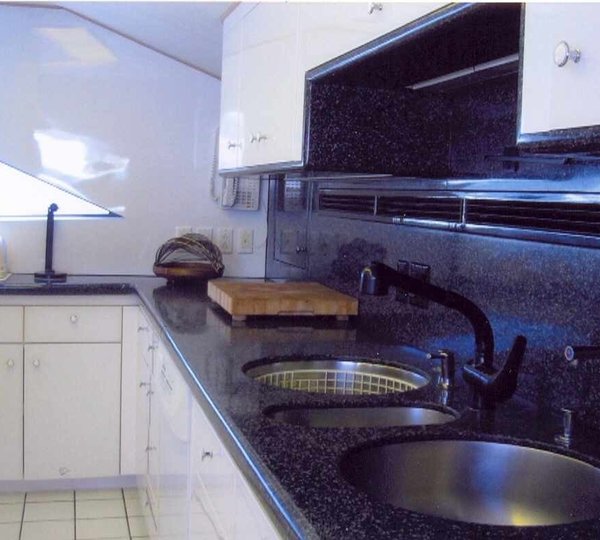 The 34m Yacht GILAINE O