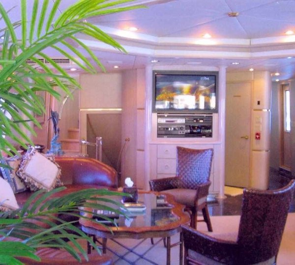 The 34m Yacht GILAINE O