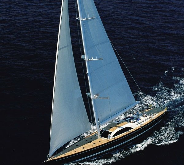 The 34m Yacht HIGHLAND BREEZE