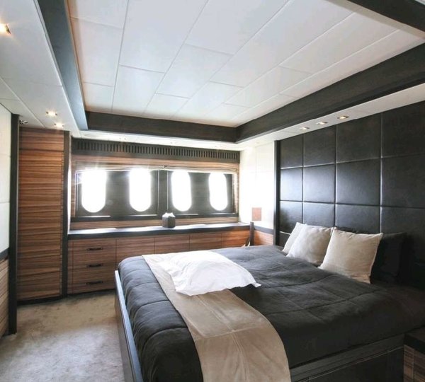 The 34m Yacht MELODY NELSON II