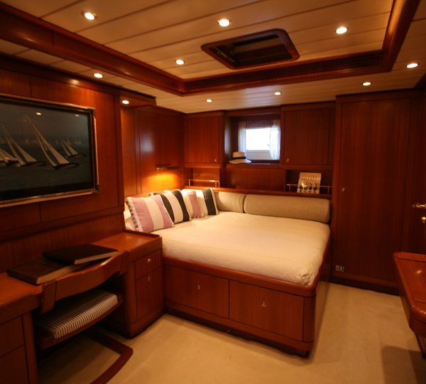 The 34m Yacht MYSTERY