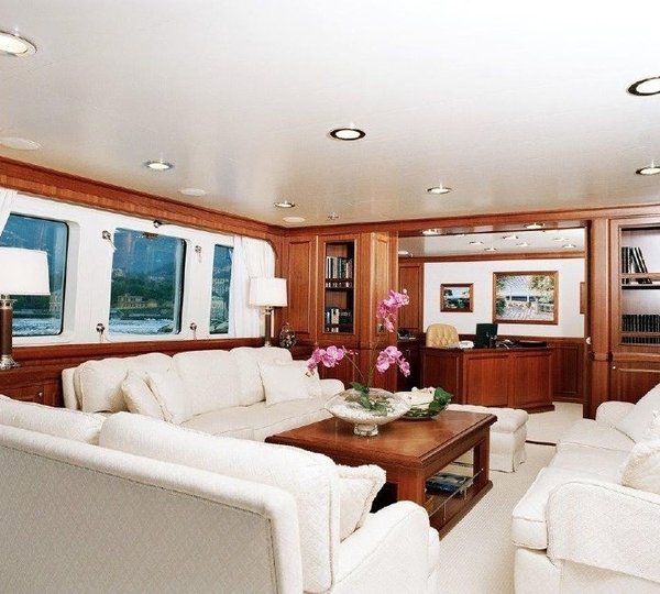 The 34m Yacht PAPINOU