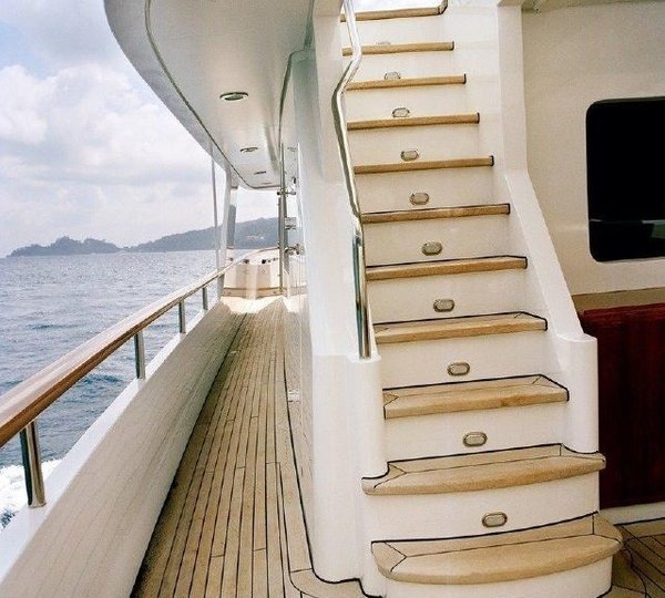 The 34m Yacht PAPINOU