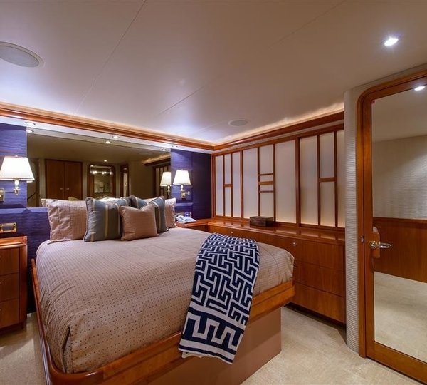 The 34m Yacht SOUTHERN STAR