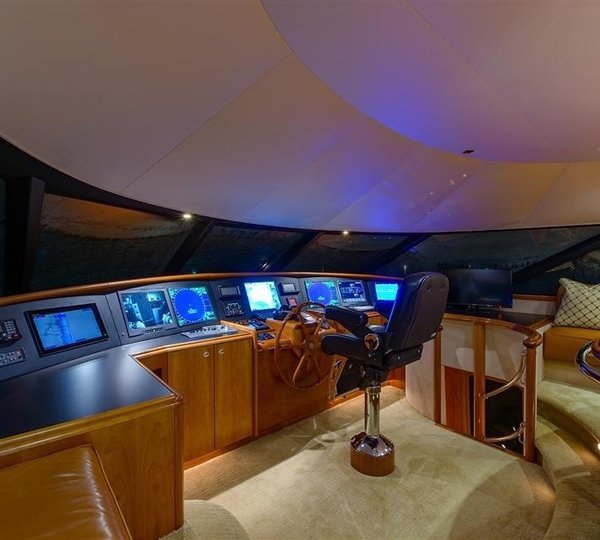 The 34m Yacht SOUTHERN STAR