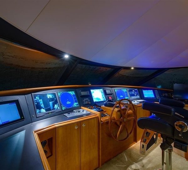 The 34m Yacht SOUTHERN STAR