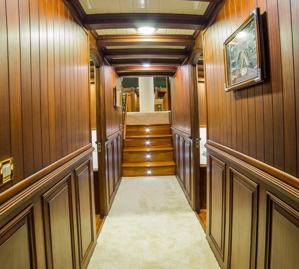 The 34m Yacht WICKED FELINA