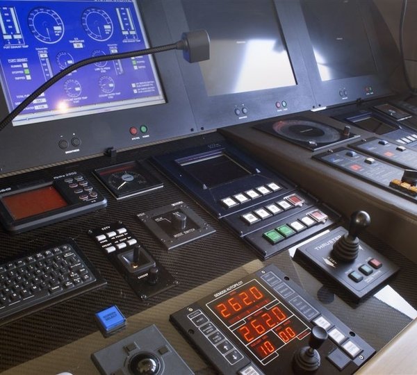 The 35m Yacht MOON GODDESS