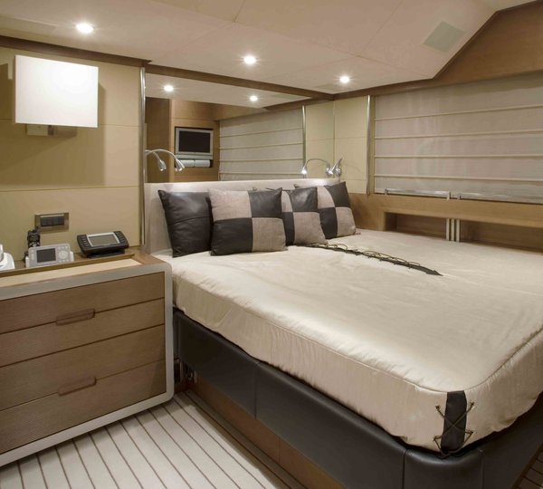 The 35m Yacht MOON GODDESS