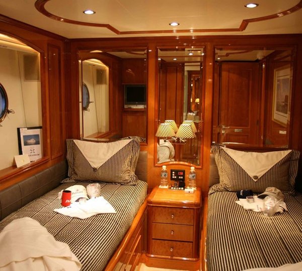 The 35m Yacht PARADIGM