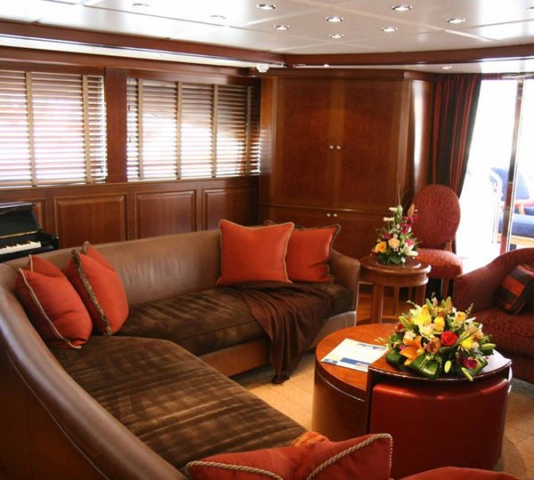 The 35m Yacht PARADIGM