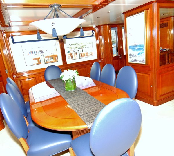 The 35m Yacht PARADIGM