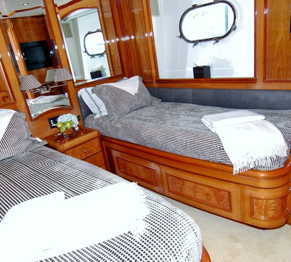 The 35m Yacht PARADIGM