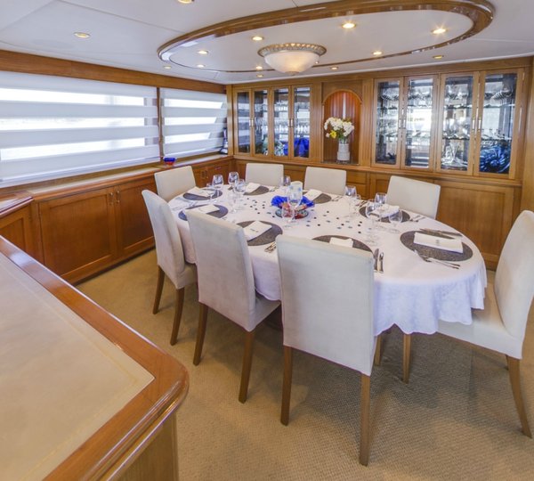 The 35m Yacht PHOENIX I