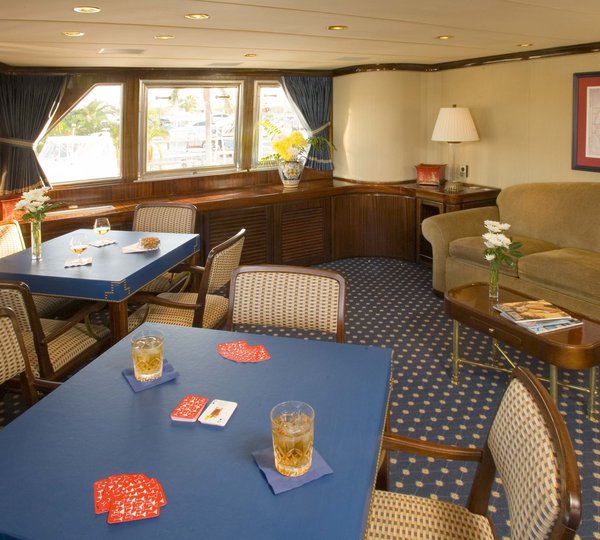 The 35m Yacht QUIVIRA