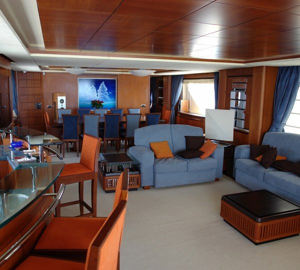 The 35m Yacht SQUALO