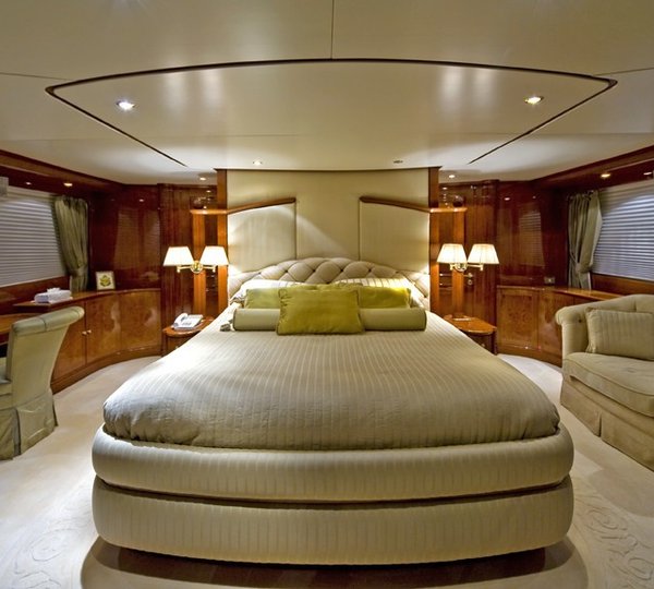 The 35m Yacht STELLA FIERA